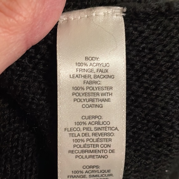 Chicos black ladies sweater with fringed bottom - Picture 3 of 5